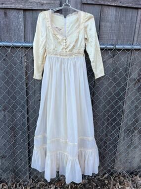 70s Gunne Sax Off White Romantic Victorian Prairie Wedding Dress Sleeves Size 5